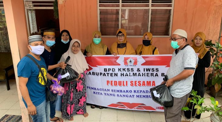Kerukunan Keluarga Sulawesi Selatan Bagikan Sembako
