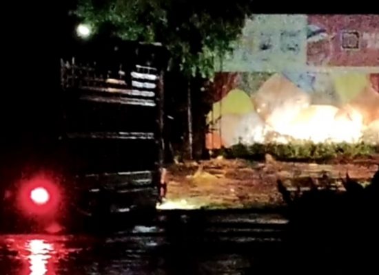 Hujan Deras, Jalan Depan SMP Negeri 2 Halbar Banjir