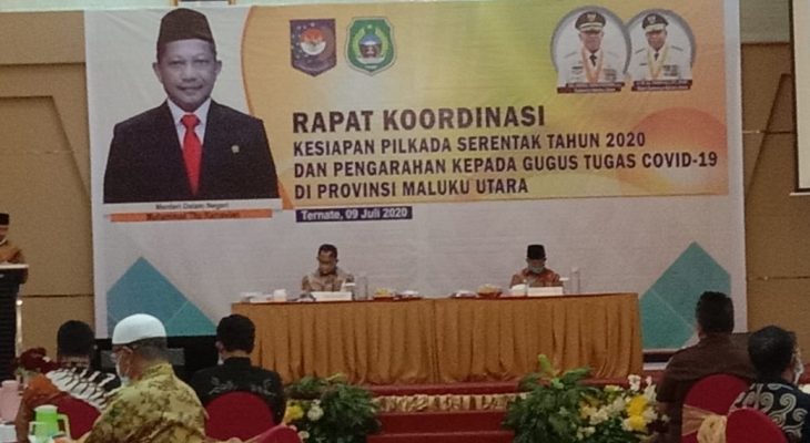Tidak Hadir,Tito “Skakmat” Dua Kepala Daera Habis-Habisan