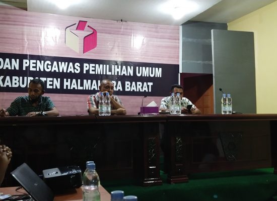 Bawaslu Halbar Gelar Sosialisasi Lanjutan Tahapan Pemilukada