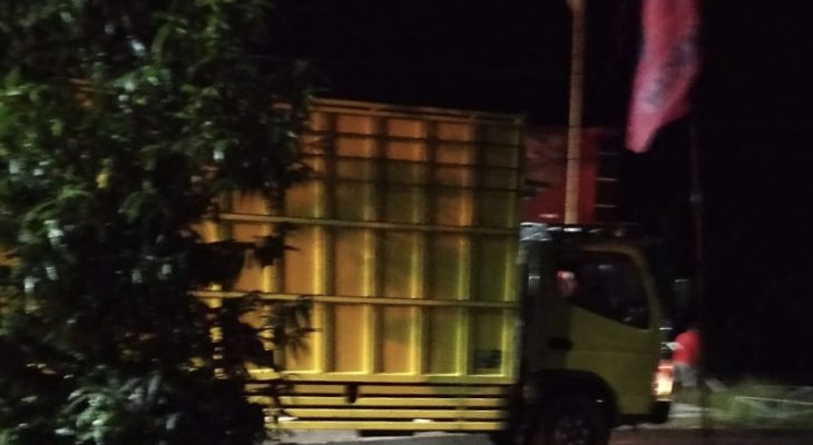 Tenda Persiapan Penjemputan Danny Missy Roboh Ditabrak Mobil Manado
