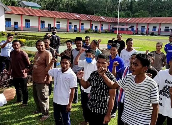 53 Warga Binaan Lapas Jailolo Terima Remisi HUT RI ke 75