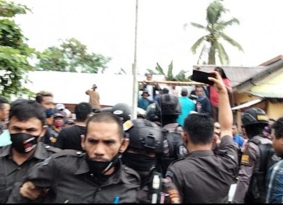 Ketua Bawaslu Halsel “Marontak”