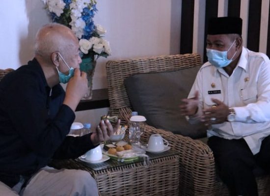 Kementerian Kominfo Meninjau Fasilitas Telekomunikasi Di Maluku