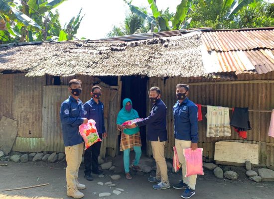 Hut Humas Polri Ke – 69, Subbag Humas Polres Halsel Gelar Bakti Sosial