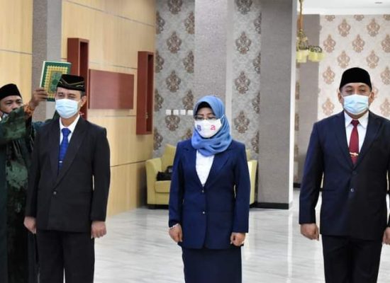 Gubernur KH.Abdulgani Kasuba Lantik Tiga Pimpinan SKPD,Iksan Defenitif Diskominfosand