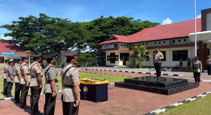 Kapolres Halsel Pimpin Sertijab Kabag OPS Dan Tiga Kapolsek