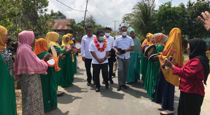 Ketwil MPW PP Malut Bersama Ketua Fraksi PAN Deprov Resmikan TPQ Di Toniku