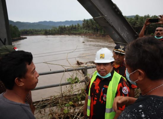 PUPR Segera Buat Penyebrangan Jembatan Darurat