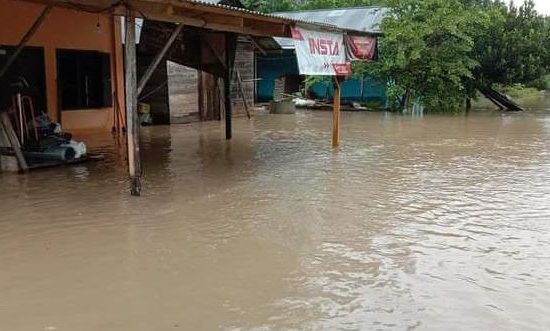 Sejumlah Rumah Warga Mortai Terendam Banjir