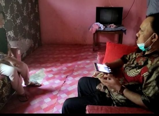 Bupati Minta Maaf Karena Terlambat Hadiri Pemakaman Jenazah wartawan Biro Halbar