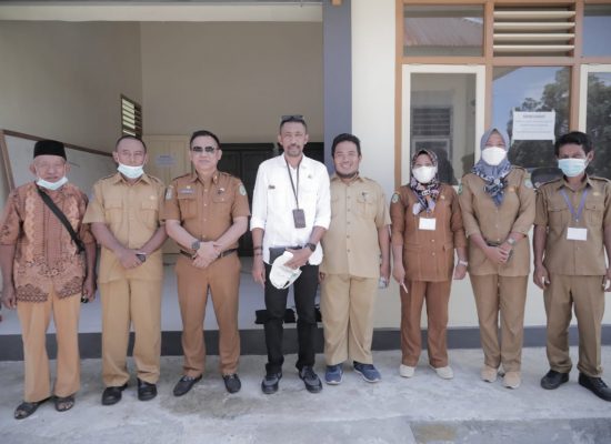 Kadikbud Monitoring Pelaksanaan Ujian Sekolah di Halbar