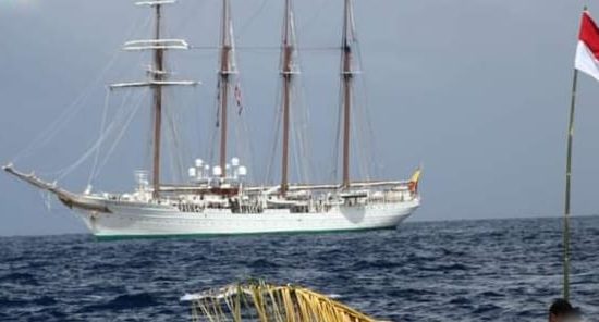 Kembali Tiba Kapal Latih Spanyol Disambut Hangat Kerajaan Tidore