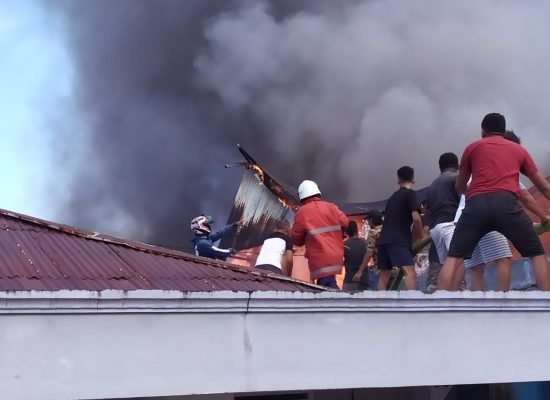 Dua Rumah Dan Satu Kos-kosan Nyaris Ludes Dilahap “Sijago Merah”