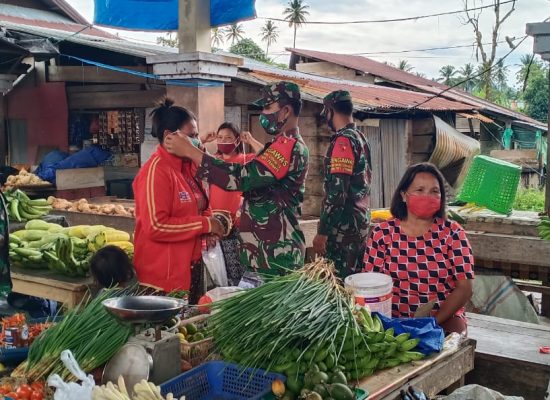 Pedagang Sayur Dihimbau Taat PROKES COVID-19 Saat Berjualan