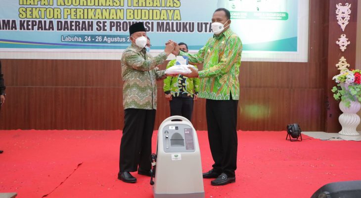 Gubernur Malut Buka Rakortas Perikanan dan Panen Udang Vaname
