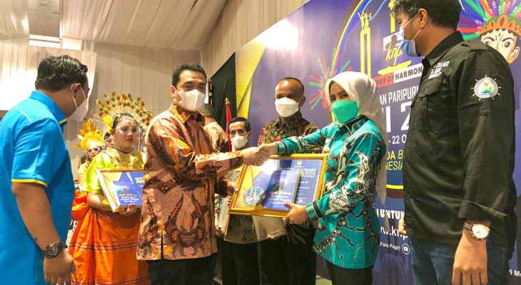 Bupati Kepsul Terima Penghargaan Dari DPP KNPI
