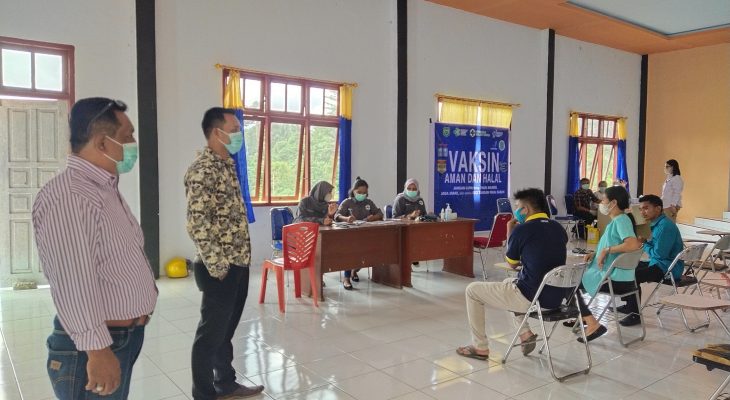 STT Kalvari Malut Gandeng Puskesmas Golago Gelar Vaksinasi