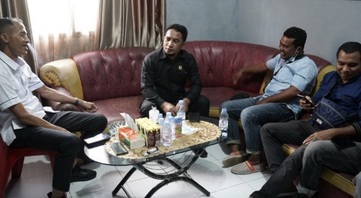 Datangi Polres Halbar, Ketua Fraksi PKB DPRD Halbar Pertanyaan Perkembangan Kasus Rp 2,2 Miliar