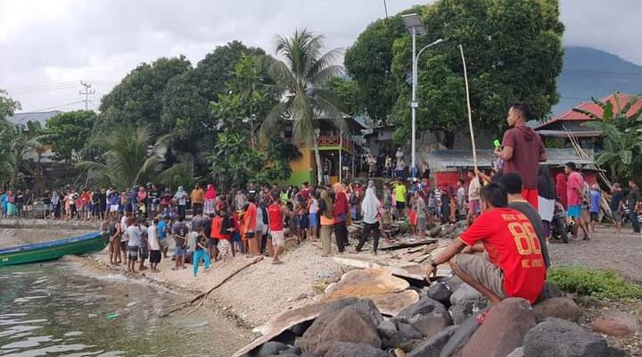 Warga Gurabati Temukan Mayat Anak Kecil Ditepi Pantai