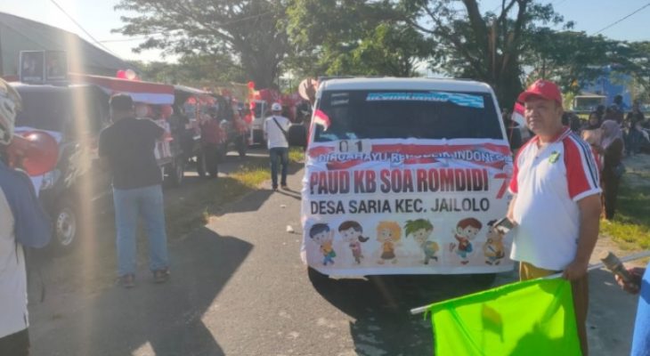 Mewakili Bupati James, Marcus Seleky Lepas 30 Peserta Karnaval