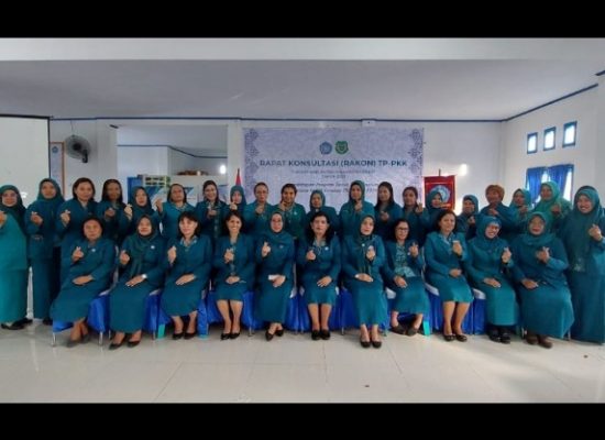 22 Orang Pengurus TP-PKK Halbar Akan Berangkat Ke Taliabu, Ini Tujuannya