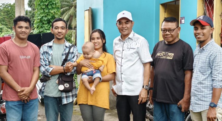 Seorang Anak Penderita Tumor Dapat Santunan Dari Wabup Djufri