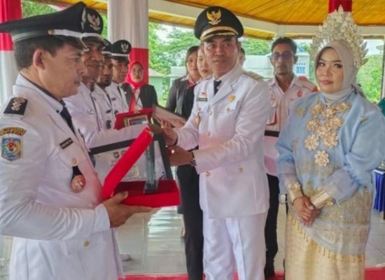 Desa Sidangoli, Gamlamo, Toniku dan Talaga Dapat Penghargaan Dari Pemkab Halbar