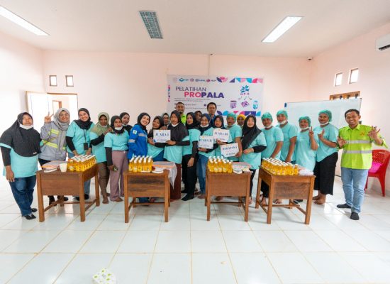 Harita Nickel Berdayakan Perempuan Lokal Melalui Pengembangan Usaha Kuliner