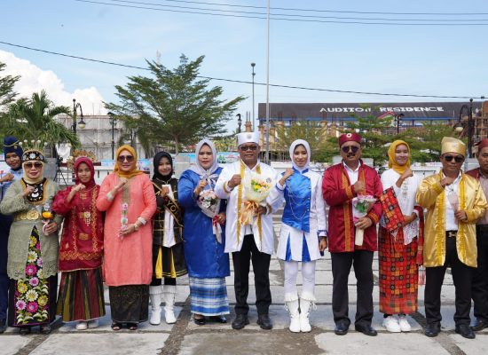 Pj Gubernur Malut Tegaskan Peran Guru sebagai Agen Peradaban